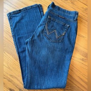 Wrangler Q-Baby Women’s 11/12 x 34 Dark Blue Jeans